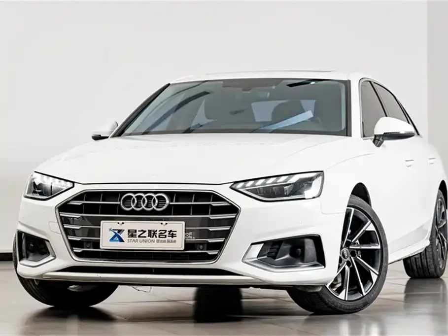 Audi A4L 2022 из CN, фото 4