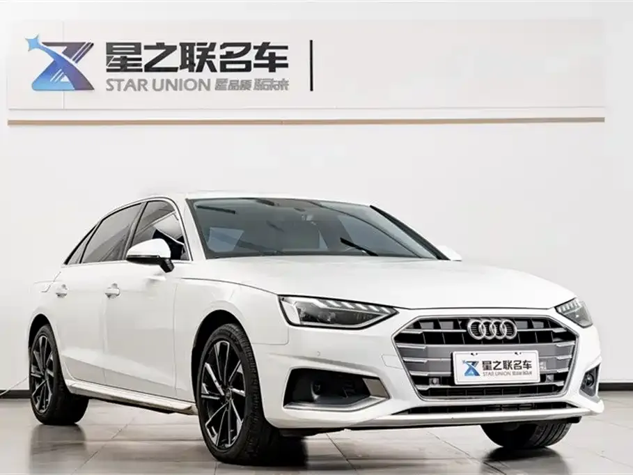 Audi A4L 2022 из CN, фото 8