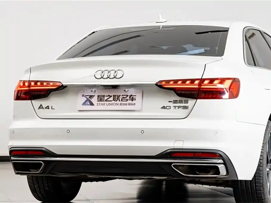 Audi A4L 2022 из CN, фото 3