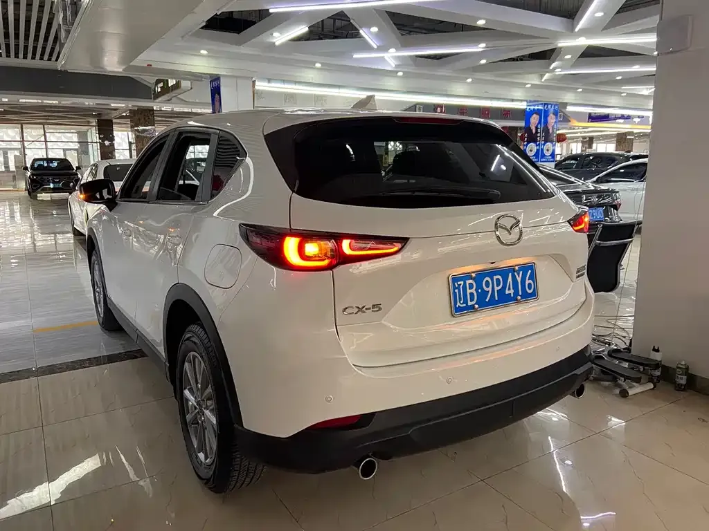 Mazda CX-5 2023 из CN, фото 2
