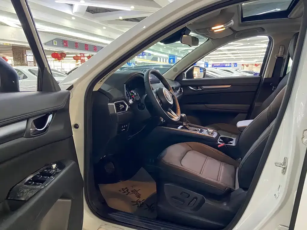 Mazda CX-5 2023 из CN, фото 9