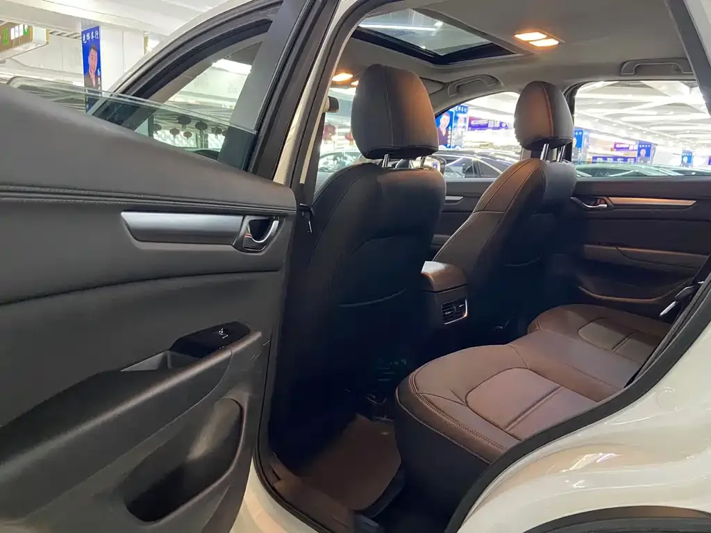 Mazda CX-5 2023 из CN, фото 4