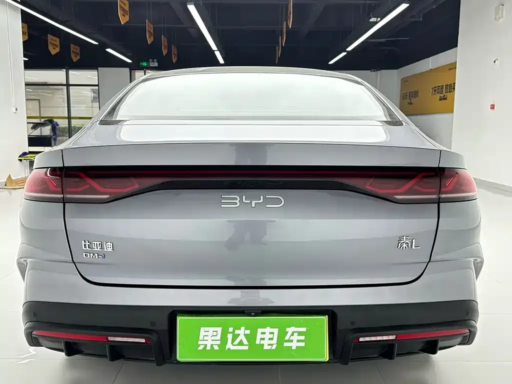 BYD Qin L — фото 8