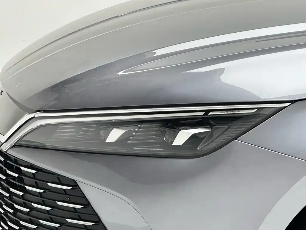 BYD Qin L — фото 10