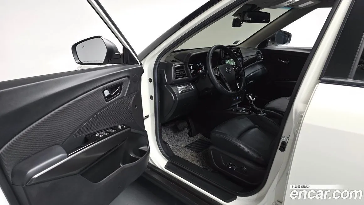 KG Mobility (Ssangyong) TIBOLI 2023 из KR, фото 3
