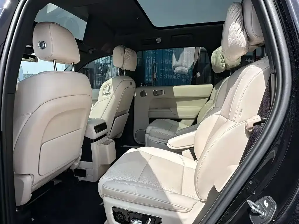 Li Auto L9 — фото 2