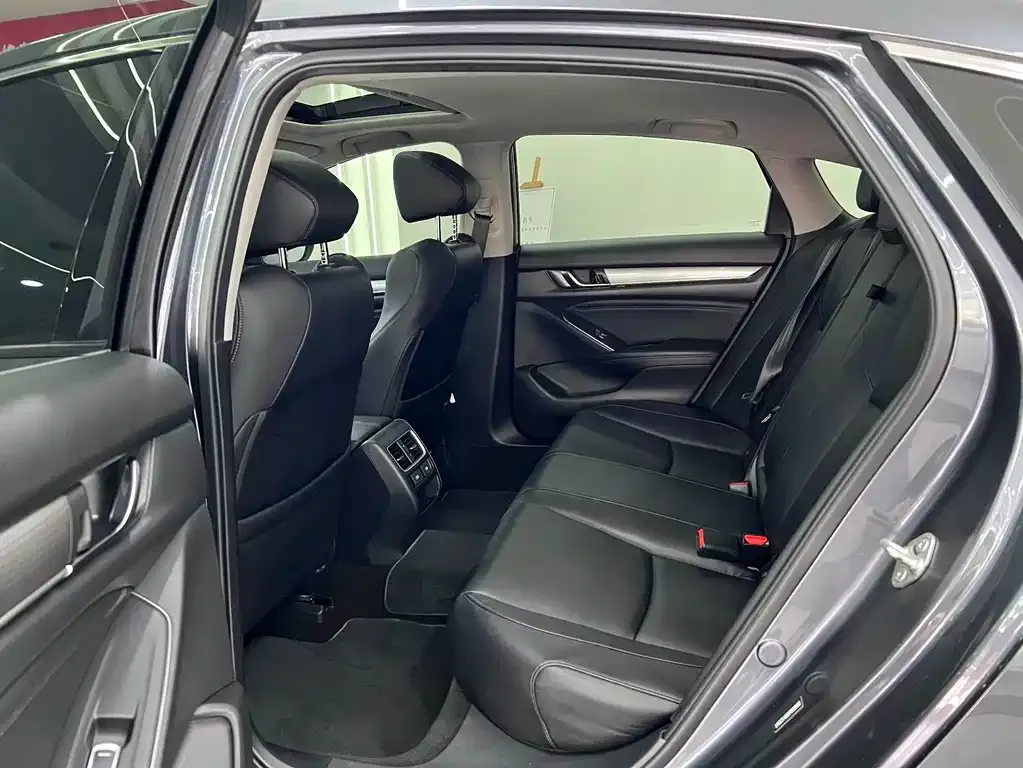 Honda Accord 2022 из CN, фото 9