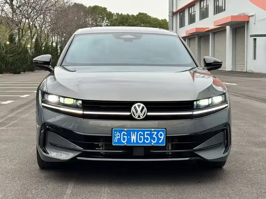 Volkswagen Magotan 2024 из CN, фото 3