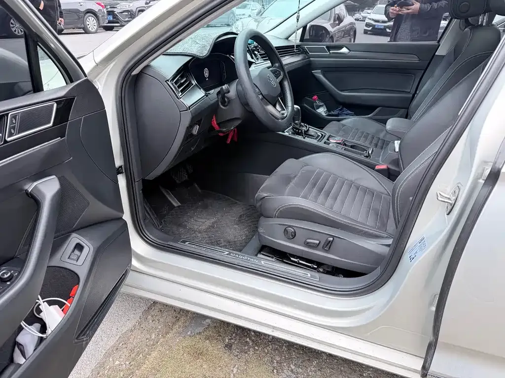 Volkswagen Magotan 2022 из CN, фото 5