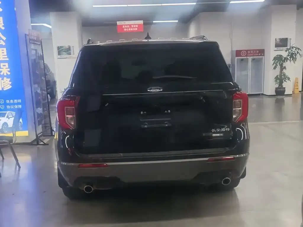 Ford Explorer 2021 из CN, фото 2