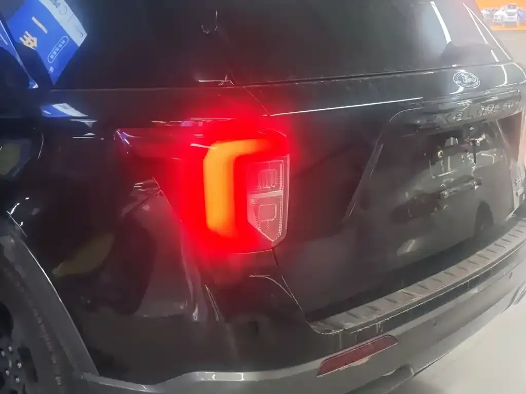 Ford Explorer 2021 из CN, фото 8