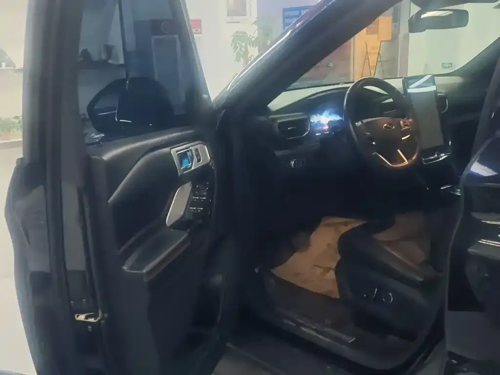 Ford Explorer 2021 из CN, фото 5
