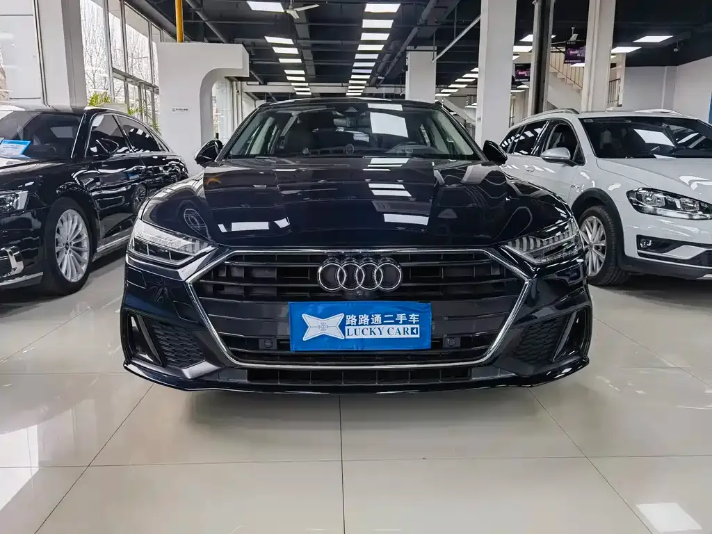 Audi A7 2021 из CN, фото 6