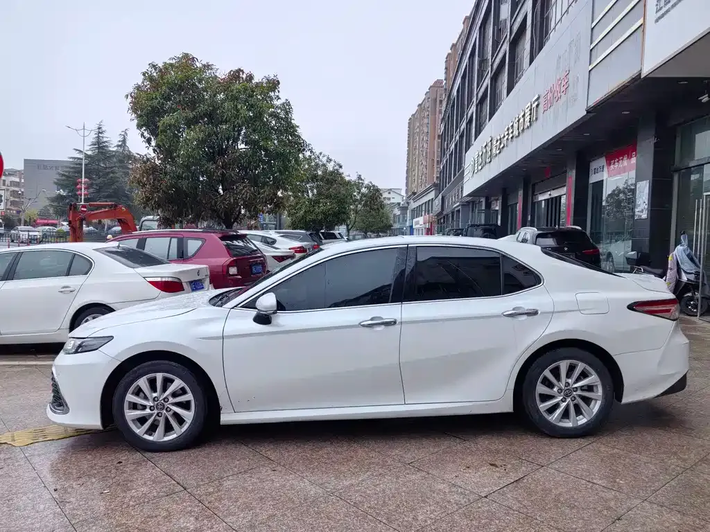 Toyota Camry 2022 из CN, фото 4