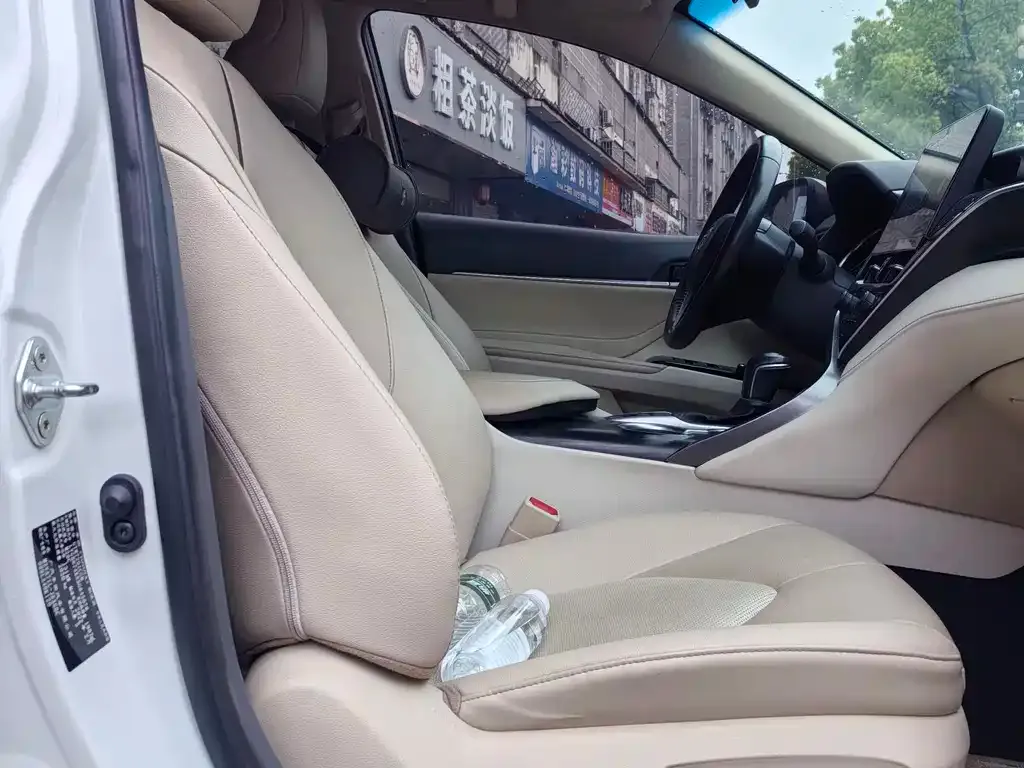 Toyota Camry 2022 из CN, фото 3