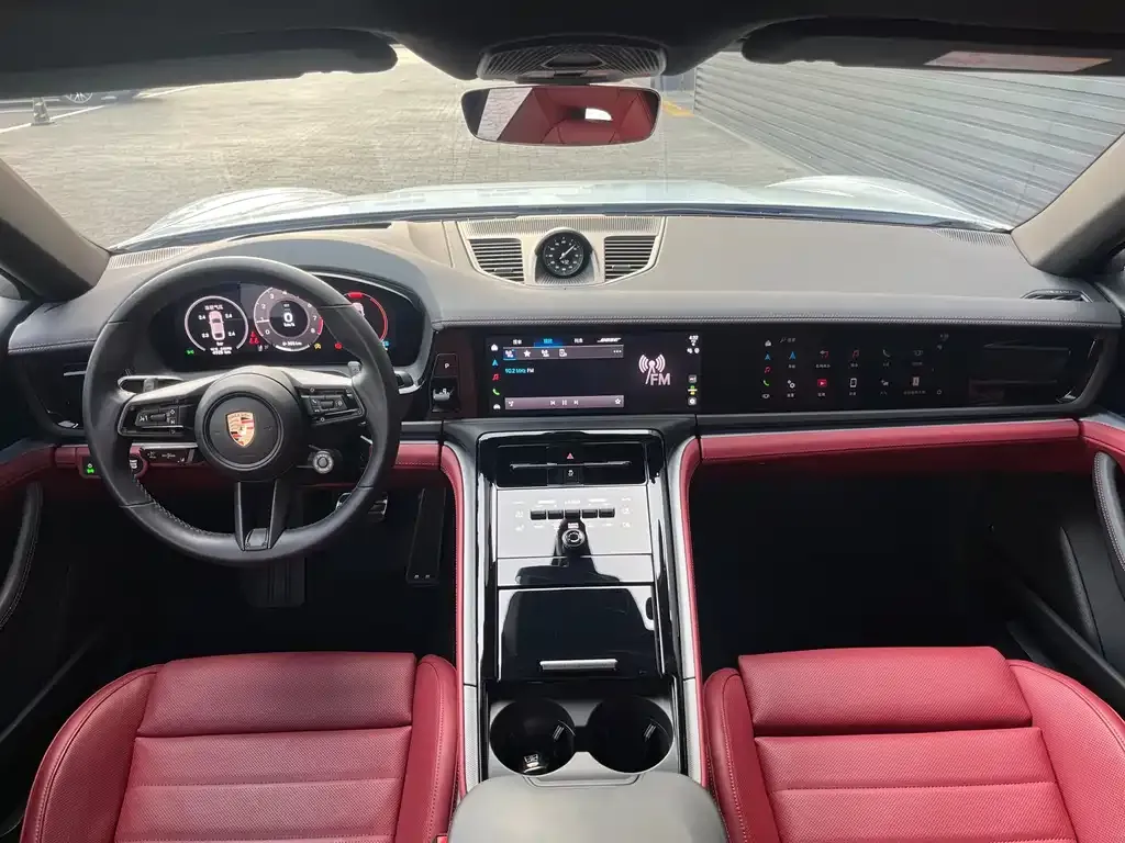 Porsche Panamera 2024 из CN, фото 2