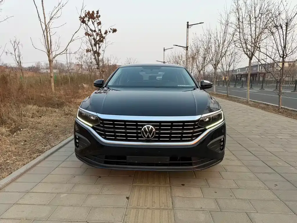 Volkswagen Passat — фото 4