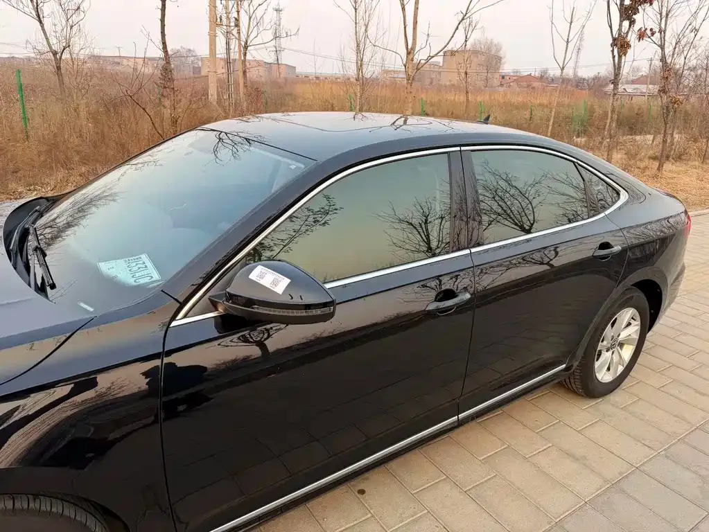Volkswagen Passat — фото 7