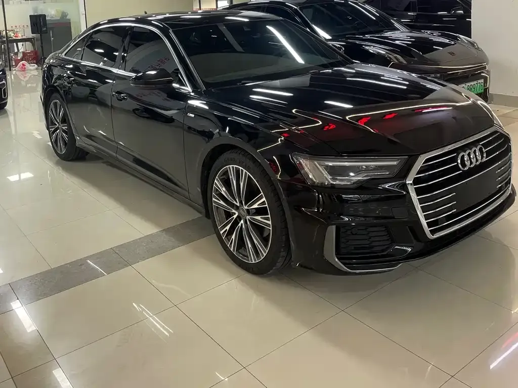 Audi A6L 2021 из CN, фото 9