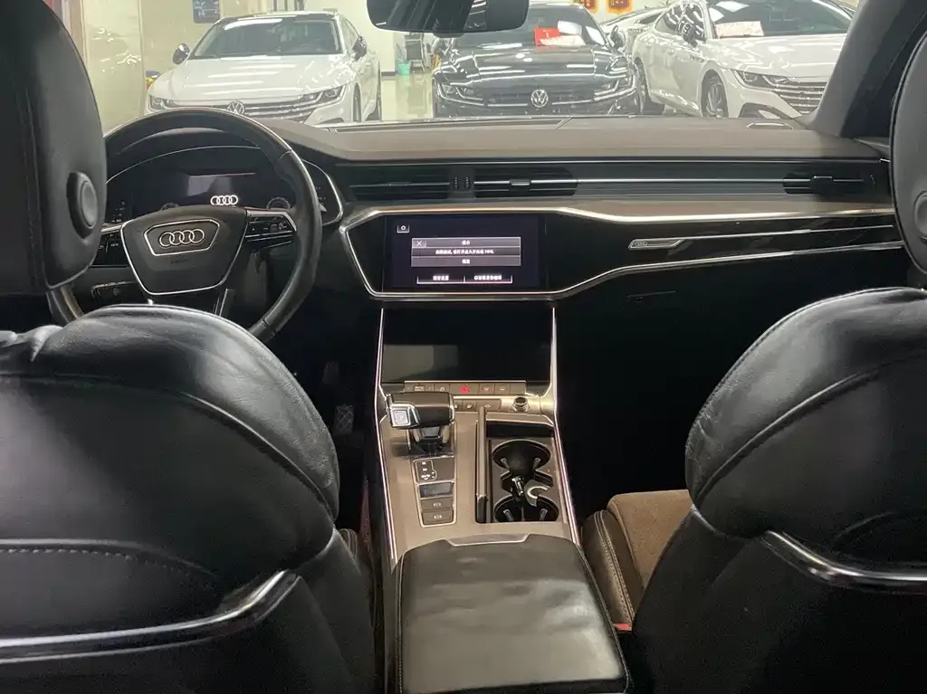 Audi A6L 2021 из CN, фото 5