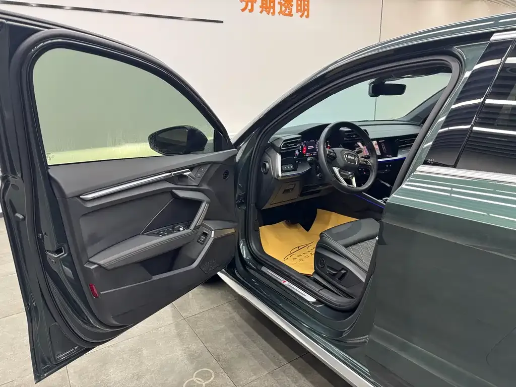 Audi A3 2025 из CN, фото 9