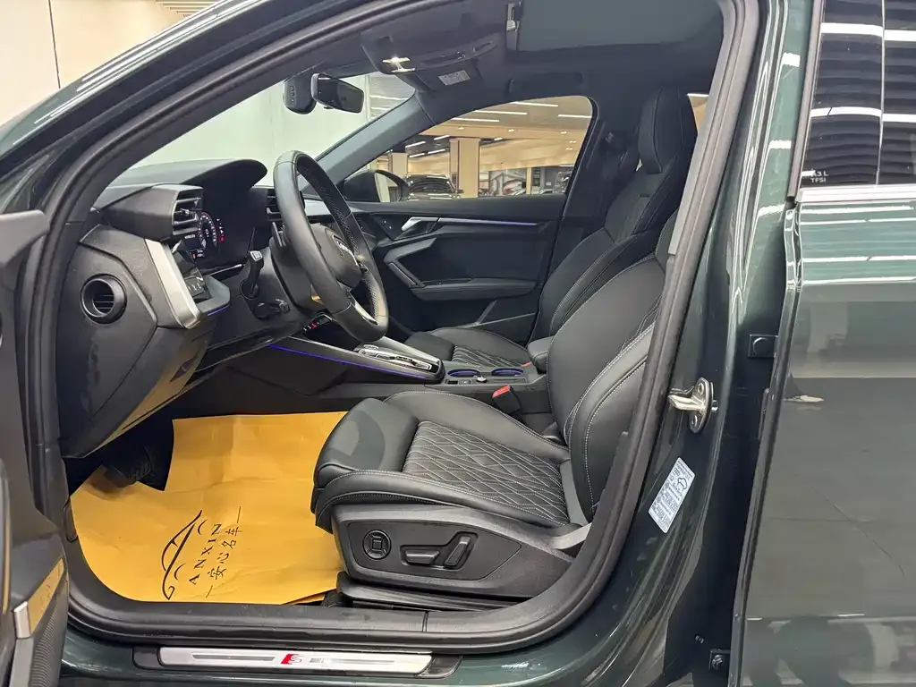 Audi A3 2025 из CN, фото 10