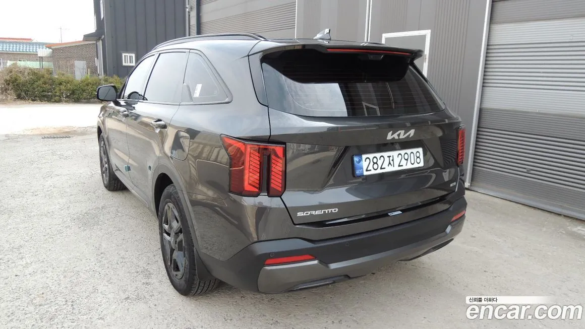Kia Sorento — фото 9