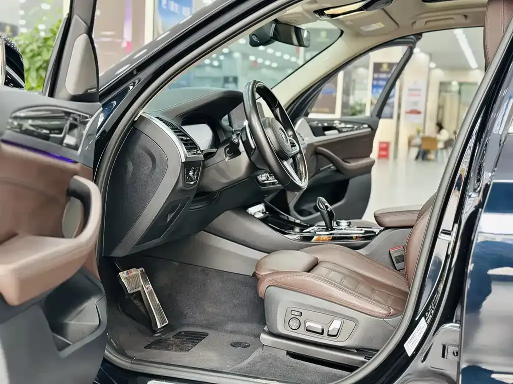 BMW X3 2021 из CN, фото 9