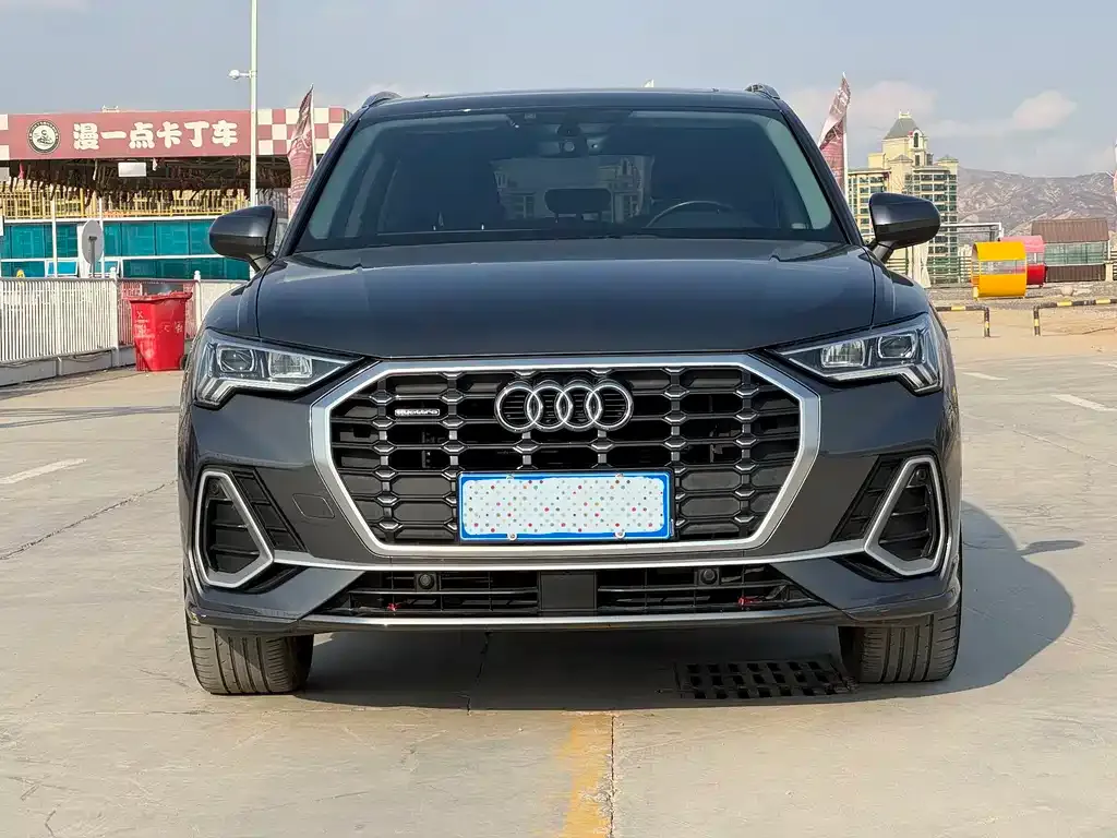 Audi Q3 — фото 5