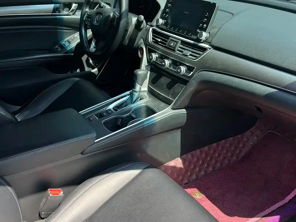 Honda Accord — фото 5