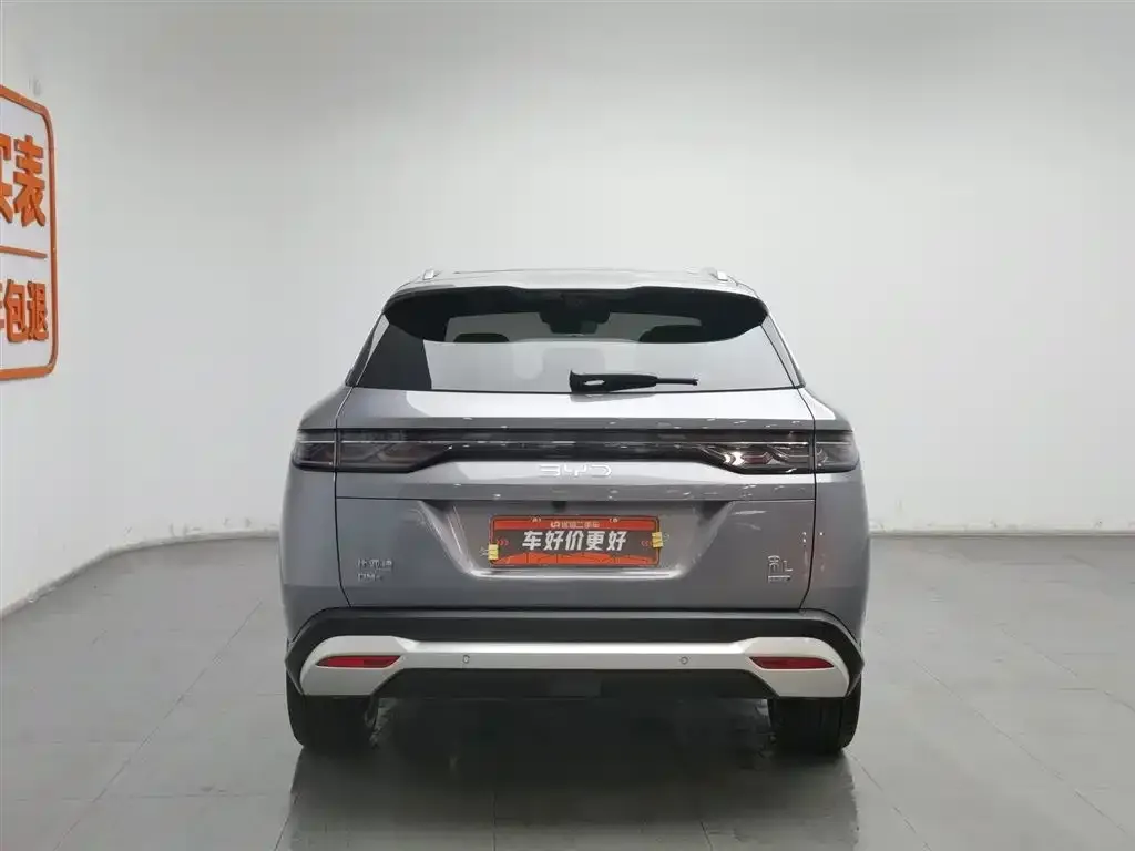 BYD L DM-i — фото 3