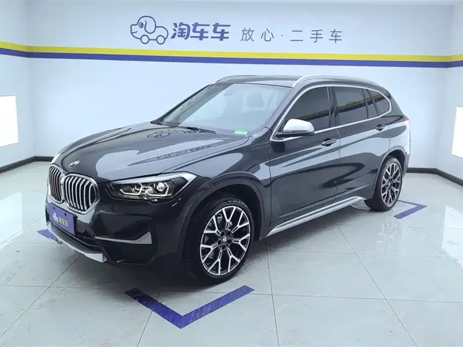 BMW X1 — фото 1
