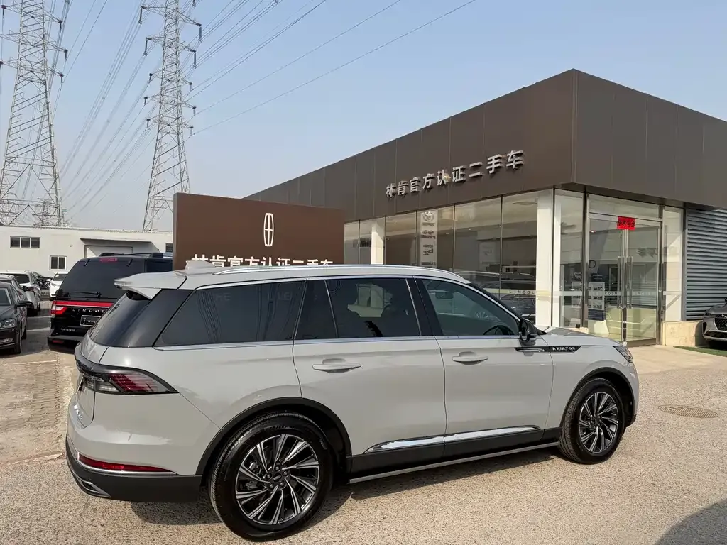Lincoln Aviator 2025 из CN, фото 4