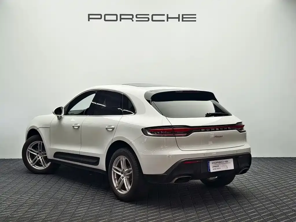 Porsche Macan — фото 9