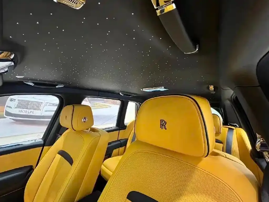 Rolls-Royce Cullinan 2021 из CN, фото 4