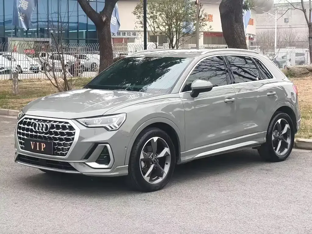 Audi Q3 2024 из CN, фото 1