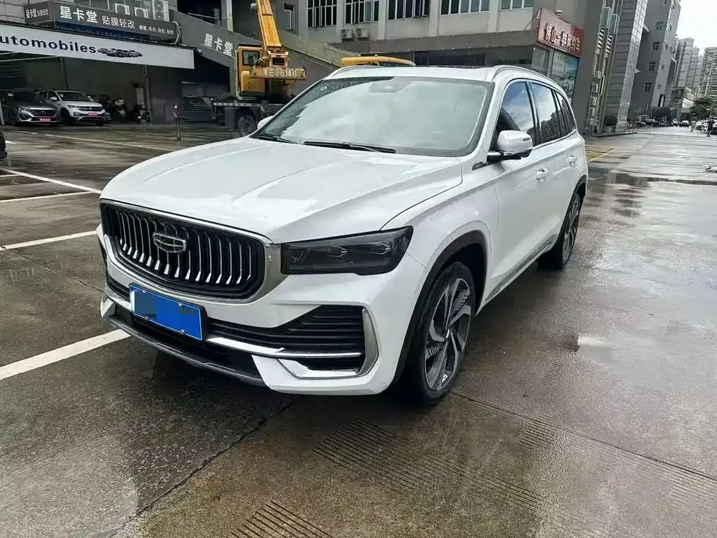 Geely Xingyue L — фото 1