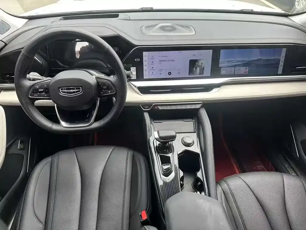 Geely Xingyue L — фото 9