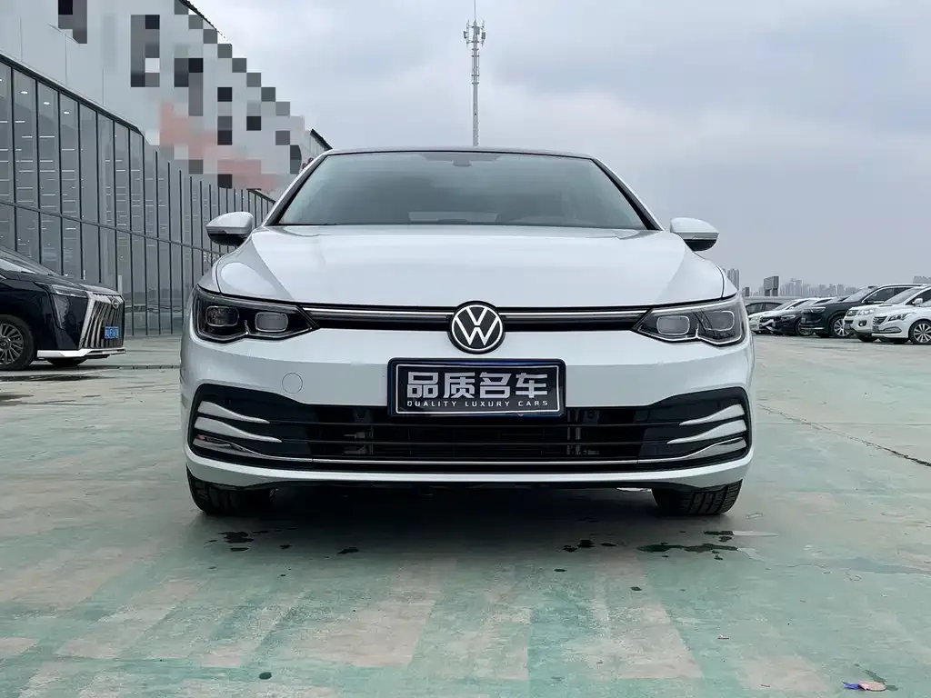 Volkswagen Golf — фото 9