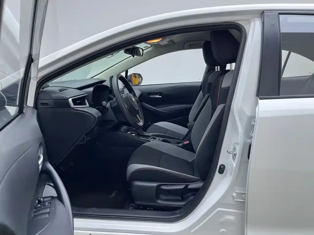 Toyota Corolla 2022 из CN, фото 5