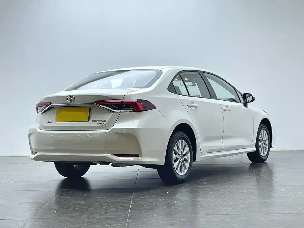 Toyota Corolla 2022 из CN, фото 9