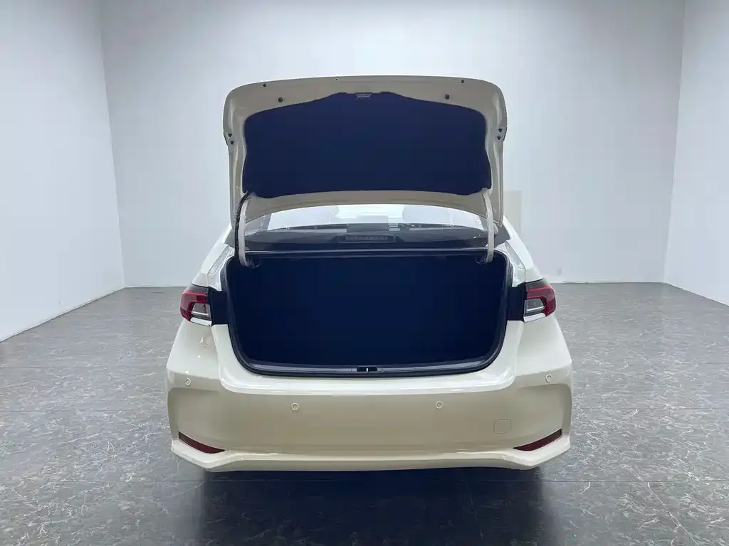 Toyota Corolla 2022 из CN, фото 6