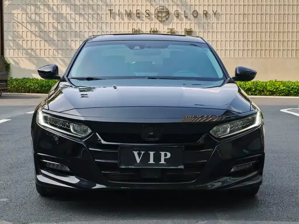 Honda Accord — фото 6