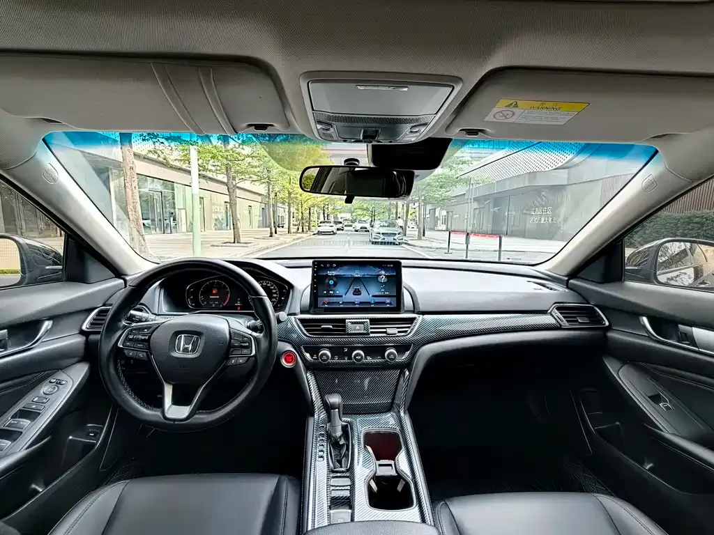 Honda Accord — фото 5