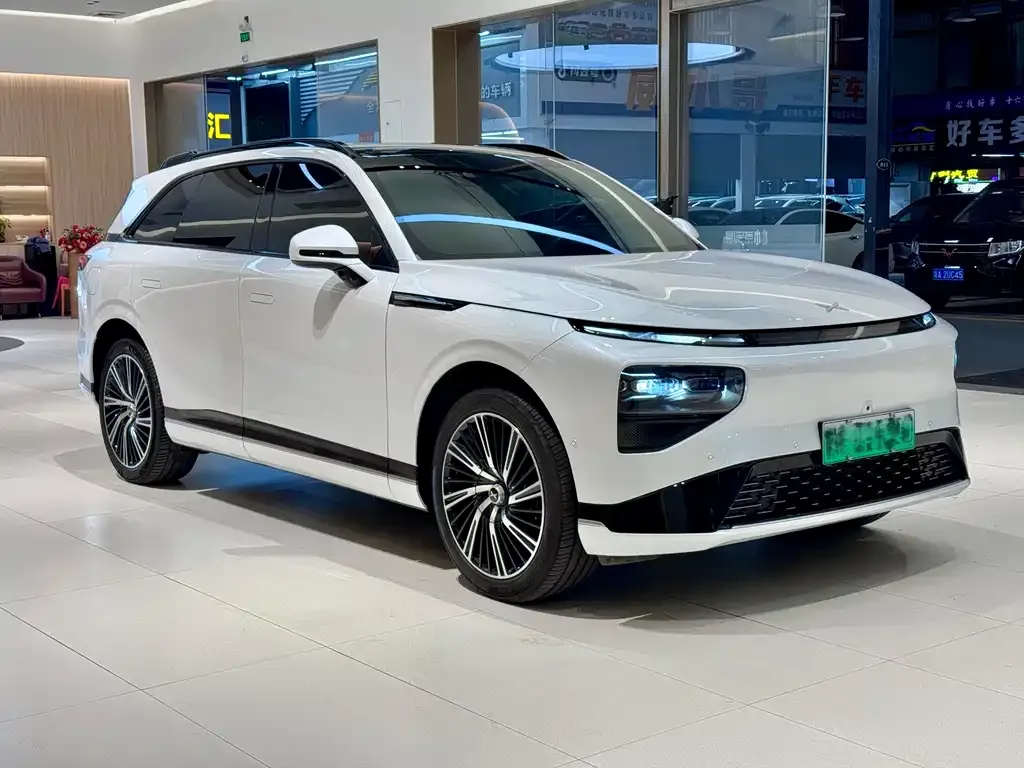 XPeng G9 2023 из CN, фото 5