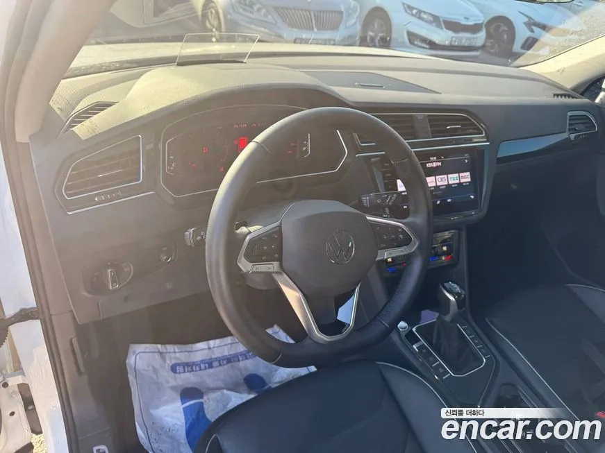 Volkswagen Tiguan — фото 3