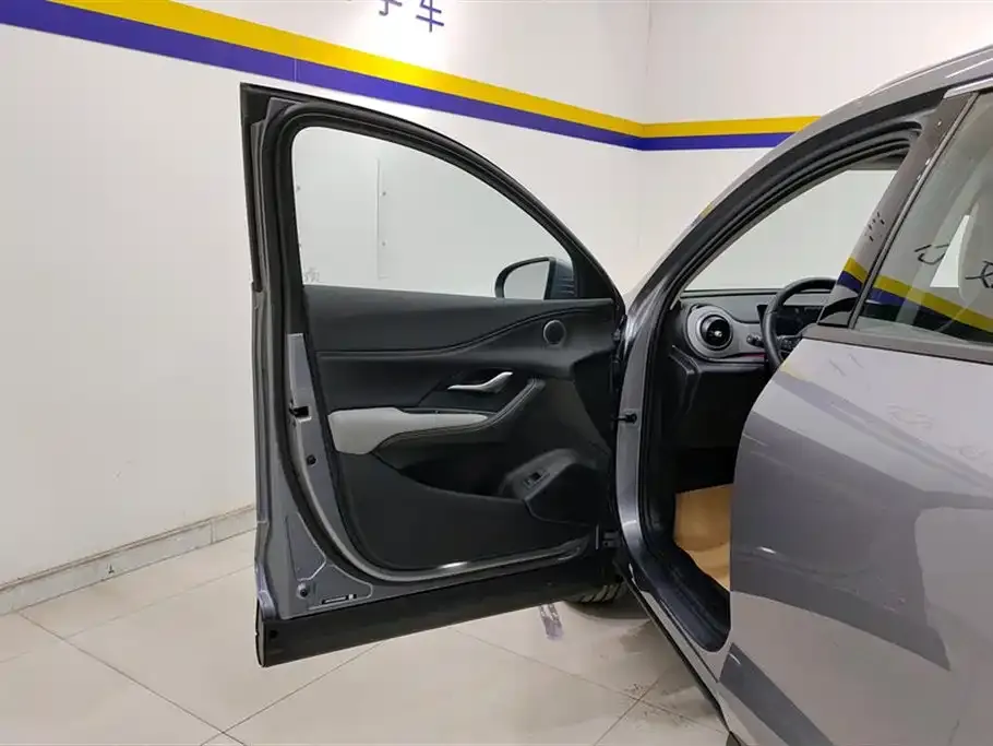 BYD Seal 05 DM-i — фото 7
