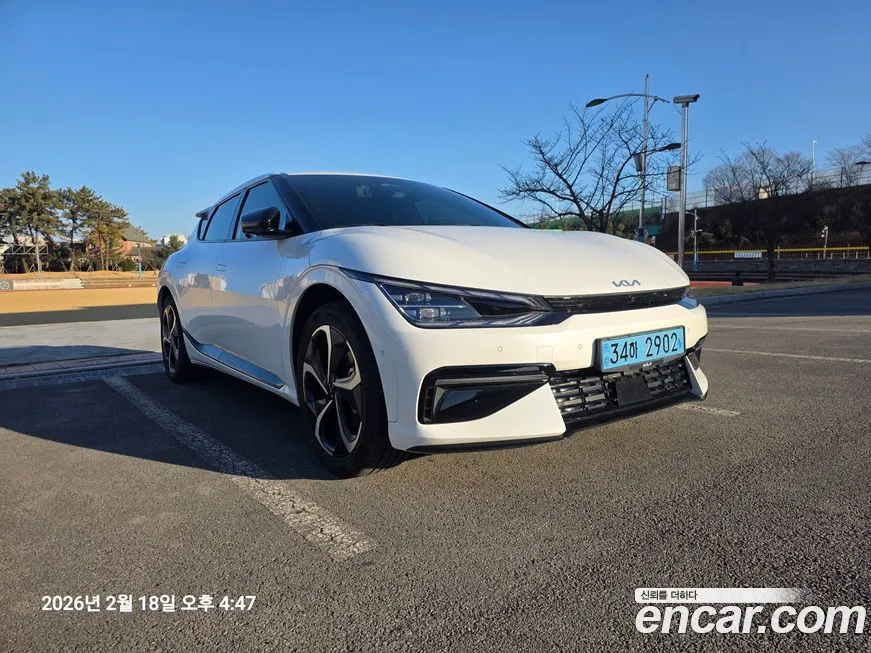 Kia EV6 2023 из KR, фото 4