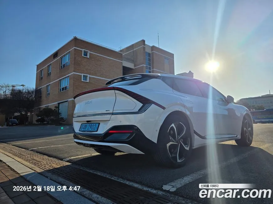 Kia EV6 2023 из KR, фото 3
