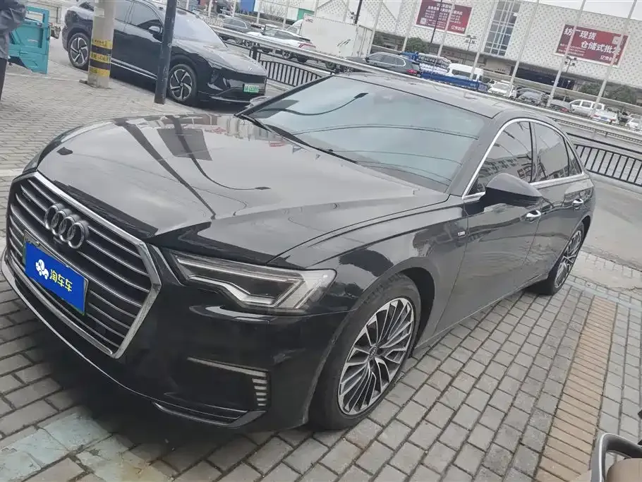 Audi A6L New Energy — фото 1